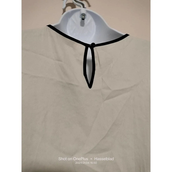 LOFT Size XSmall Bone Black Trim Sleeveless Lined Blouse Top - Picture 6 of 8